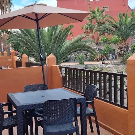 Oasis Royal 3 Piscinas *