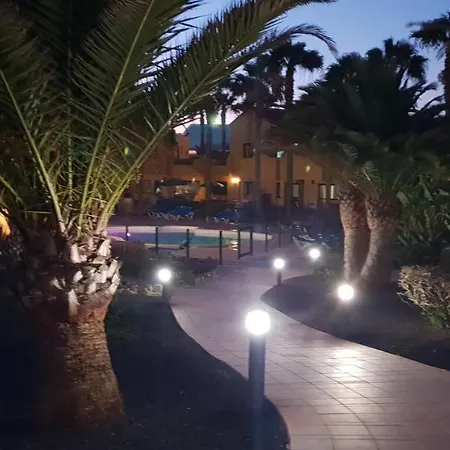 Oasis Royal 3 Piscinas Apartman