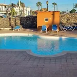 Oasis Royal 3 Piscinas *