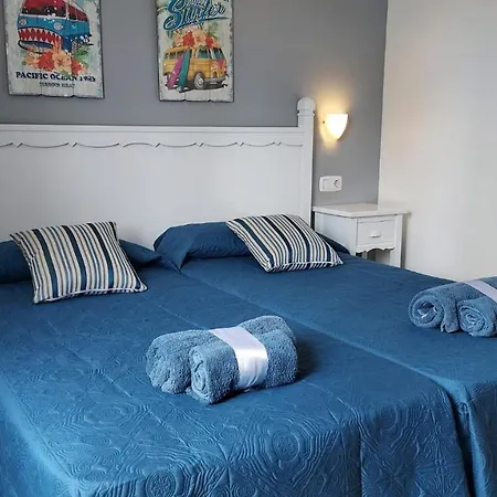 Oasis Royal 3 Piscinas * 科拉雷侯