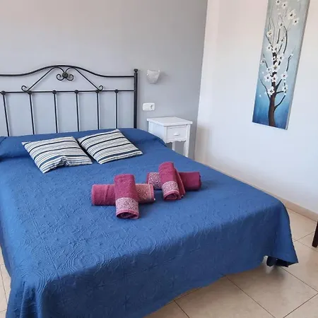 Oasis Royal 3 Piscinas Apartman *