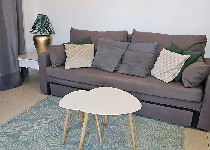 Oasis Royal 3 Piscinas *